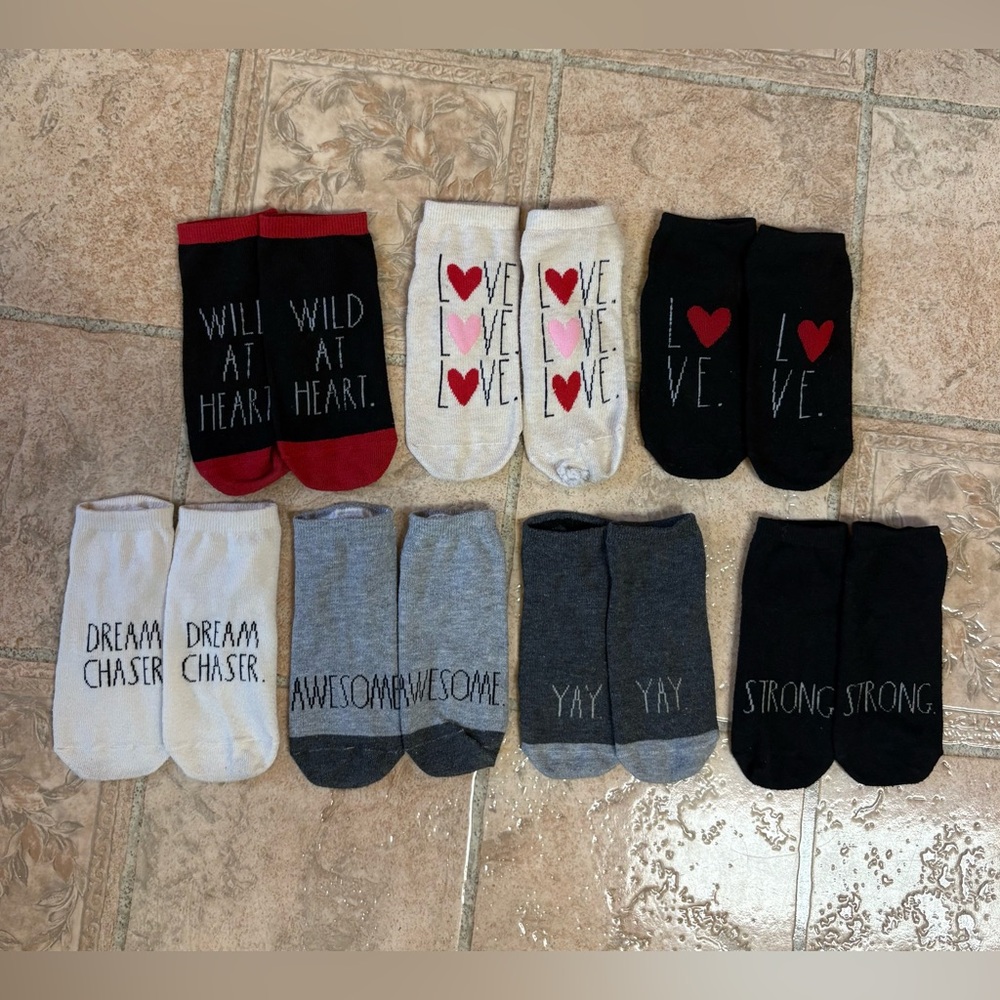 Rae Dunn Socks (7 Pairs)